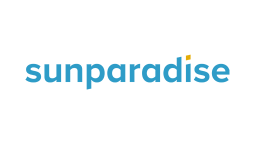 Das Wort „Sunparadise“ ist in blauen Kleinbuchstaben auf weißem Grund geschrieben. Eine kleine gelbe Form über dem Buchstaben „i“ ähnelt einem Sonnenstrahl.